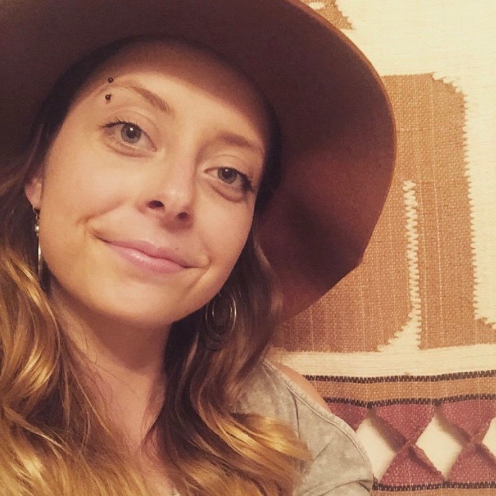 Meet your Posher, Hannah